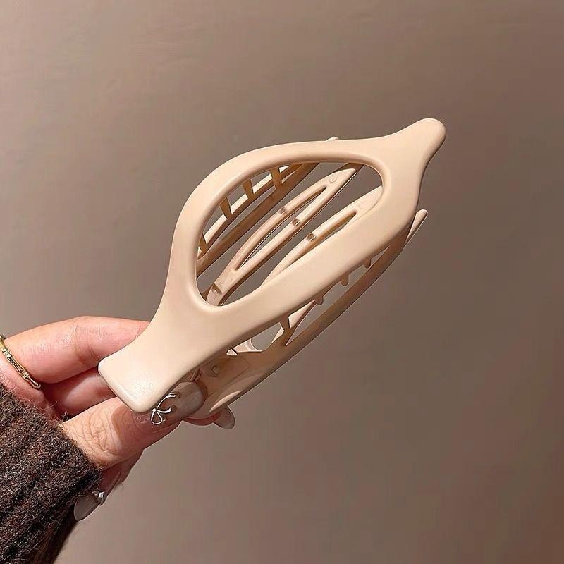 Suede Finish Hair Clip Large Swallow Clip Design Strong Hold for Wet Dry Hair Updo Shower Use Minimalist Hairpin