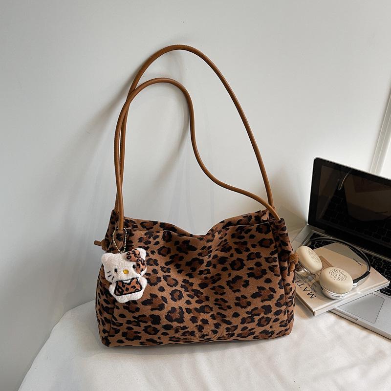 Retro Large-capacity Tote Bag Women's Autumn New Fashion Simple Casual Commuter Shoulder Bag Underarm Bag