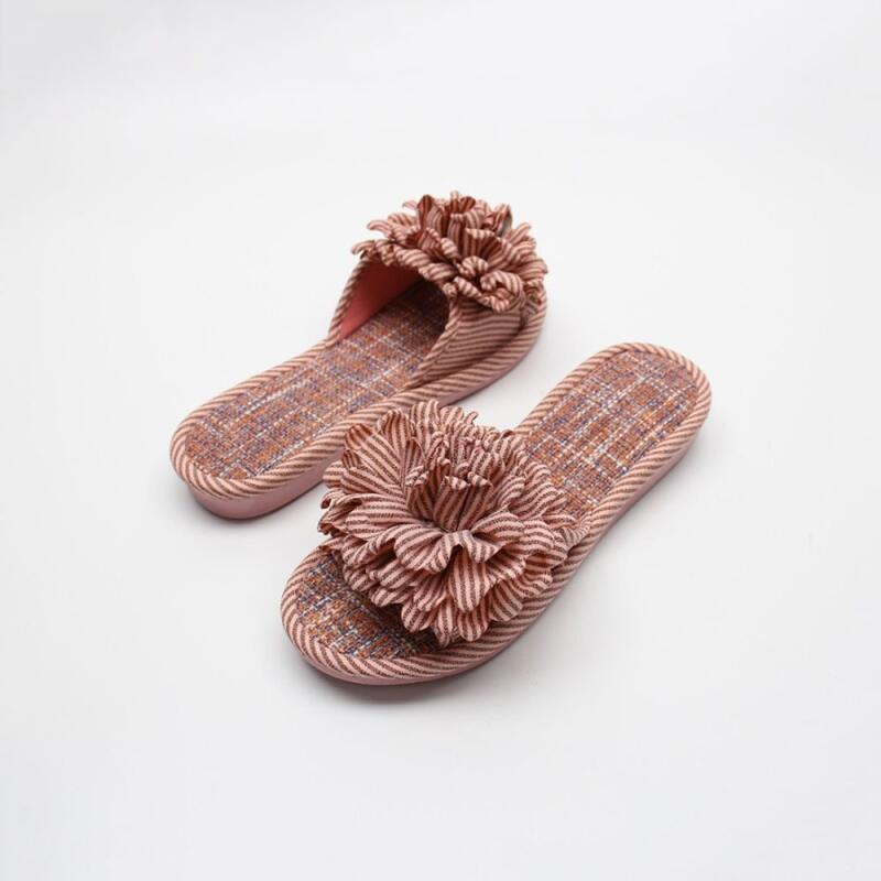 

Полосатые домашние тапочки-корсет pink