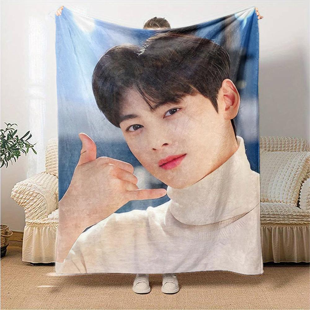 1Pc Cha Eun-woo Blanket Soft Comfortable Polyester Blanket All Season Warm Throw Bedroom Office Outdoor Use Ideal Christmas Gift Choice Print Home Bla