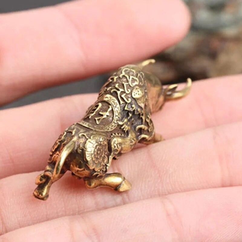 Brass Lucky Bullfighting Statue Copper Animal Miniature Figurine Pendant Home Ornaments
