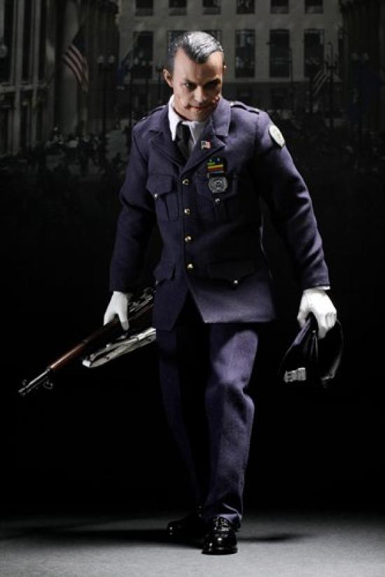 Movie Masterpiece DX The Dark Knight Scale Figure Joker 1/6