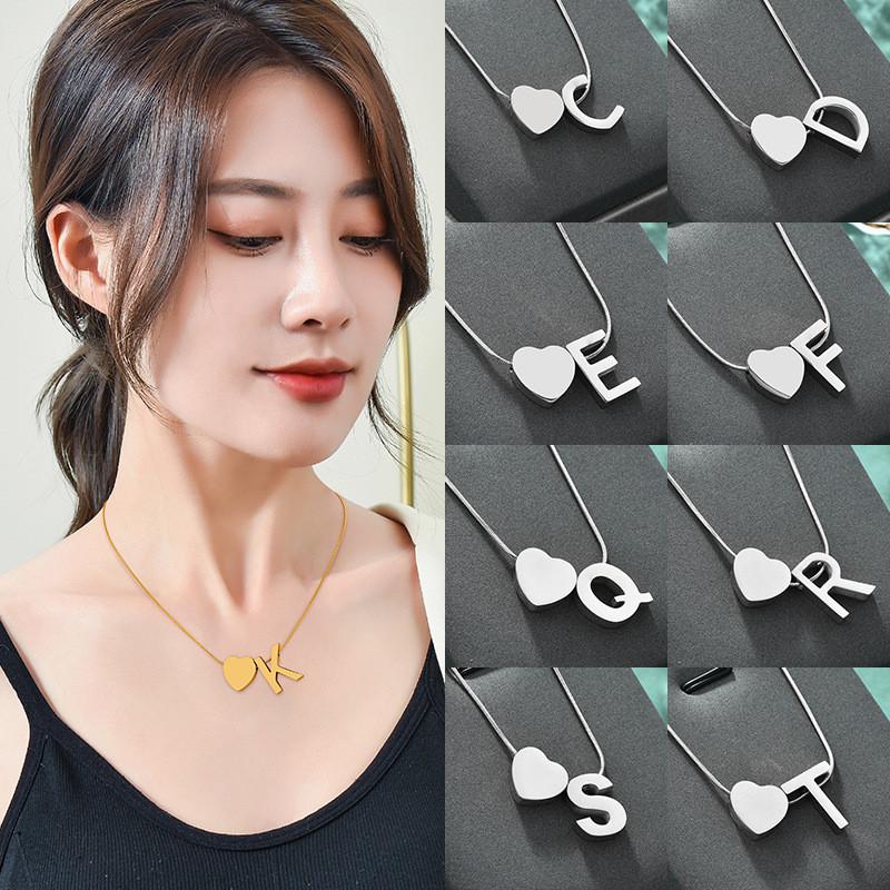 Elegante Colar com Pingente de Coração com Alfabeto Personalizado em Aço Inoxidável para Mulheres