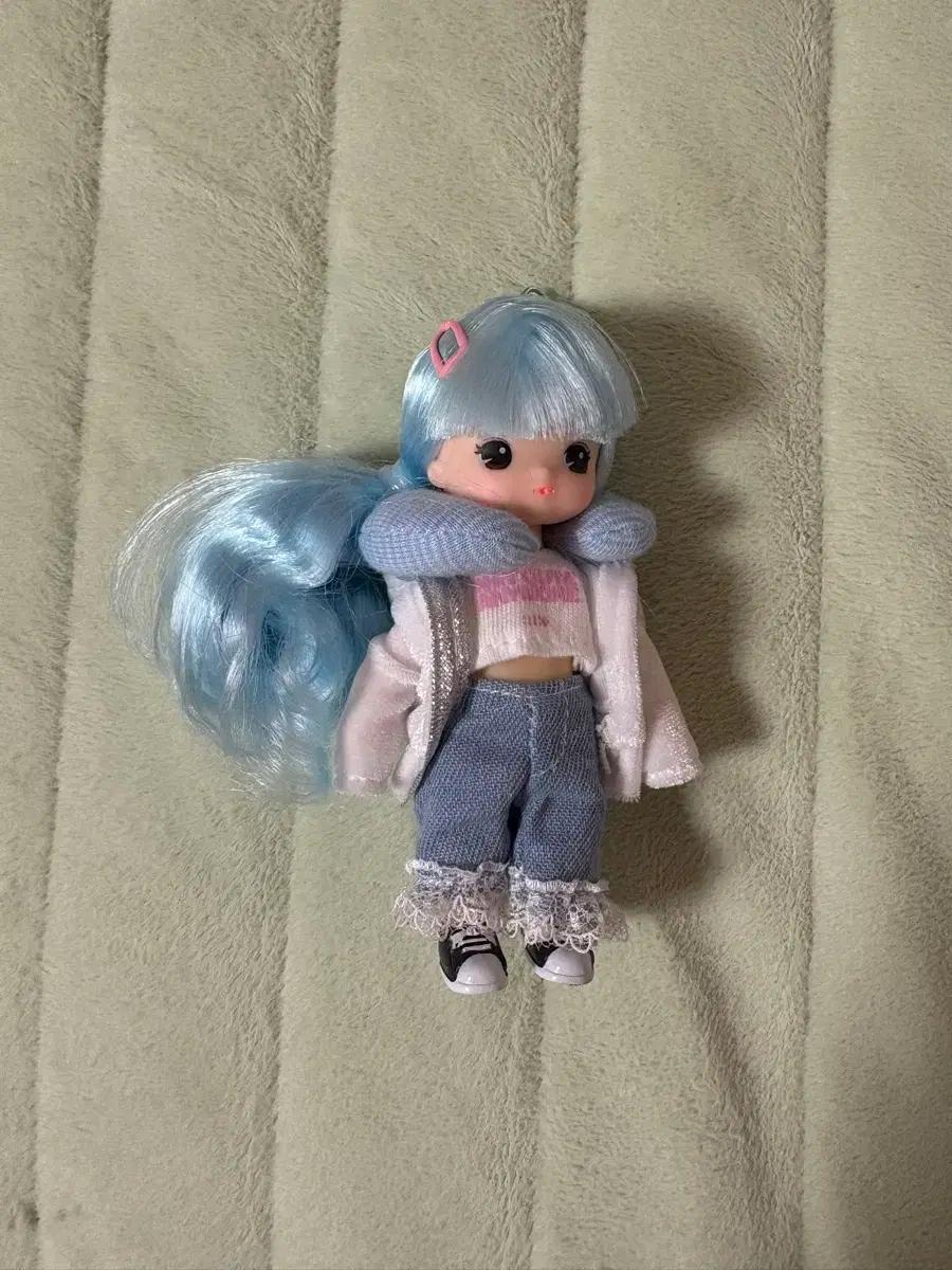 

ILLIT Mimi Sleepy Girl Used