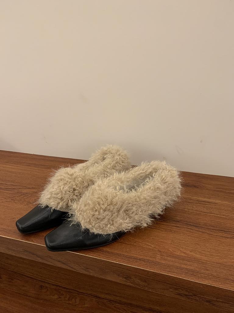 Korean Version of Square Head Plush Shoes Single Shoes Women's 2025 Warm Cotton Shoes French Thick Heel Retro Black Small Leather Shoes