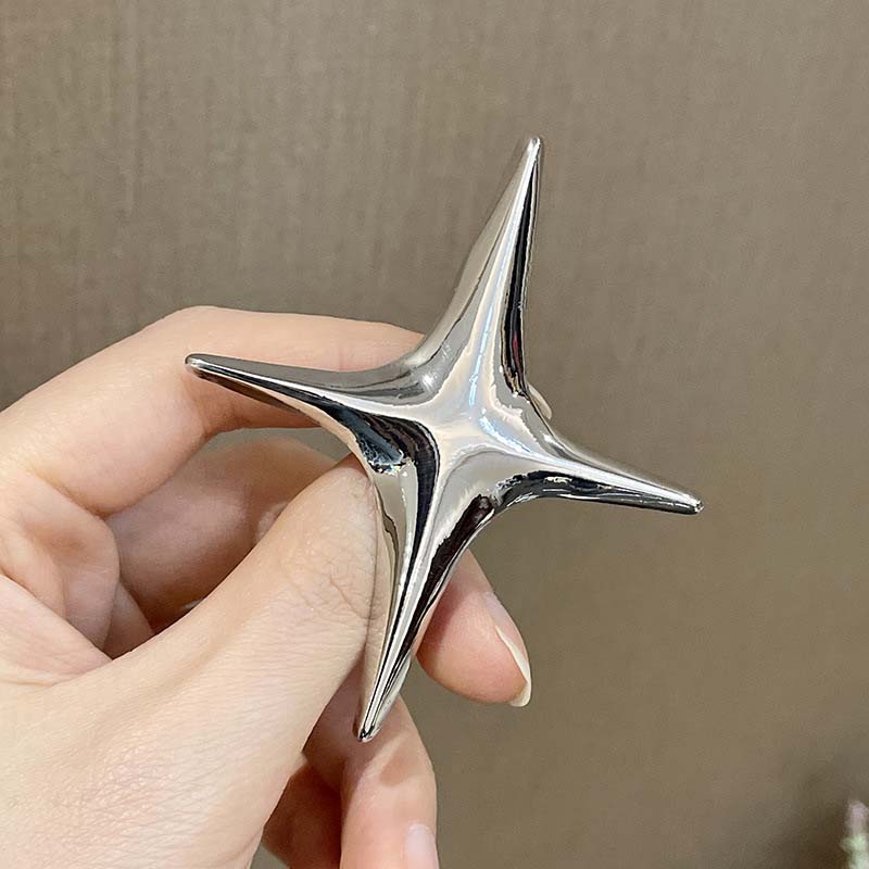 Punk Rock Silber Farbe Metall Kreuz Stern Broschen für Männer Frauen 2026 Neu Trendig Vierzackiger Stern Revers Anstecknadeln Schmuck