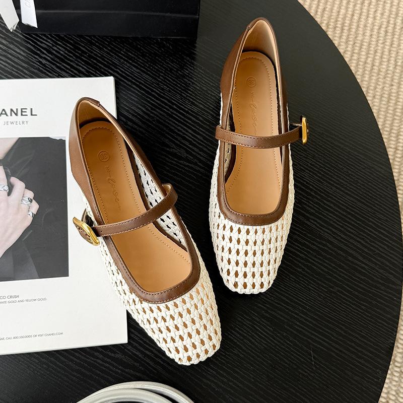 Retro soft leather hollow cool single shoes for women's new square head thick heel with skirt weaving shallow mouth Mary Jane shoes for women