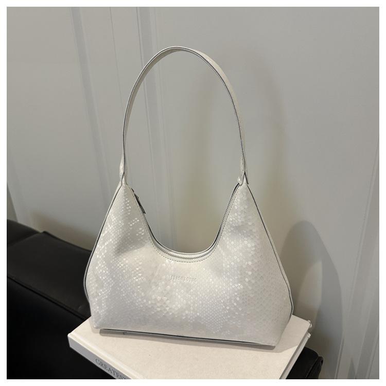 

Niche underarm bag 2025 summer new product fashion simple commuting retro versatile single shoulder women s bag dumpling bag белый