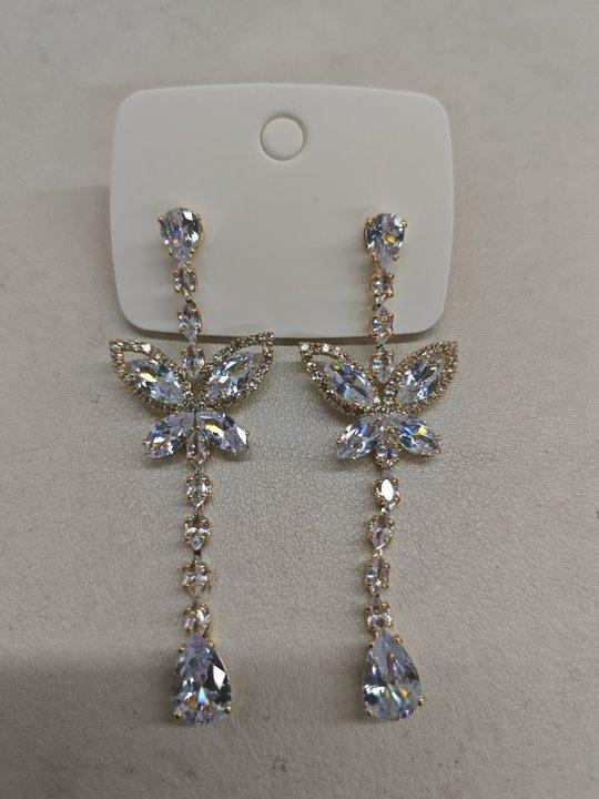 

Silver needle zircon butterfly water drop fringed earrings light luxury high-end stud earrings retro niche design fashionable earrings women