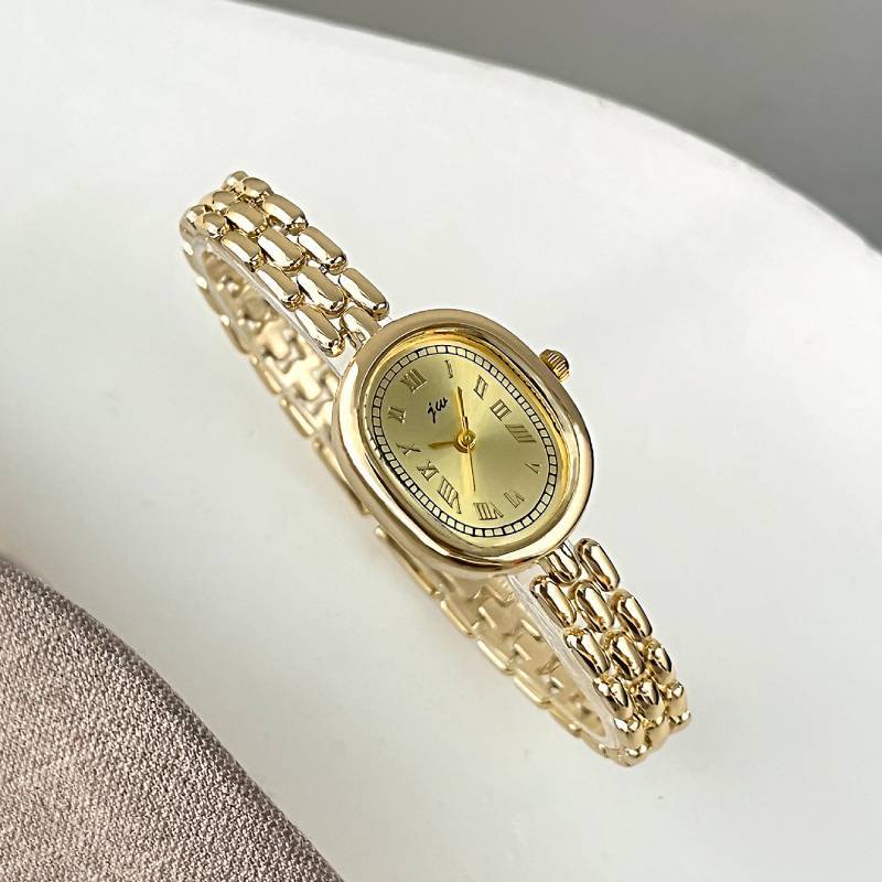 Minimalist Ladies Watch With Quartz Movement For Casual And Elegant Wear