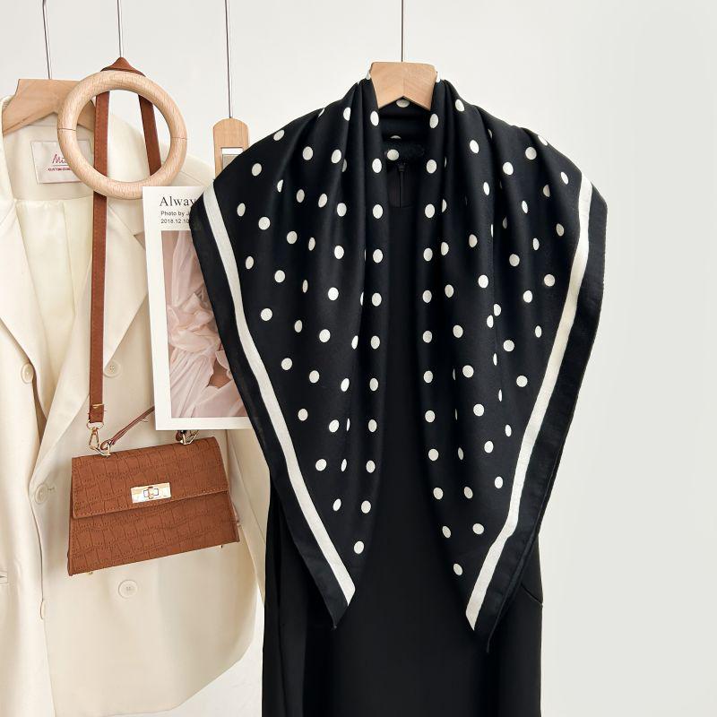 Quadratischer Schal im koreanischen Stil mit weißem Blumendruck - Weich, elegant, hautfreundlich, warmer Fischgrät-Schal für Herbst und Winter