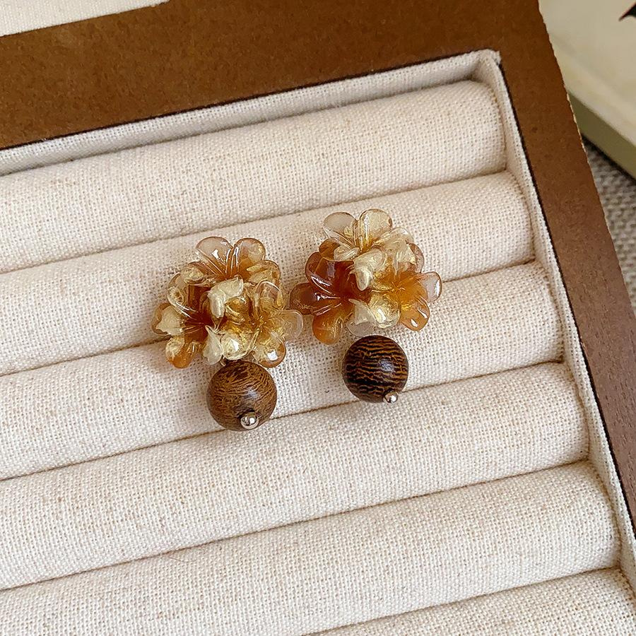 Maillard coffee color love gourd tiger's eye stone earrings earrings earrings design sense