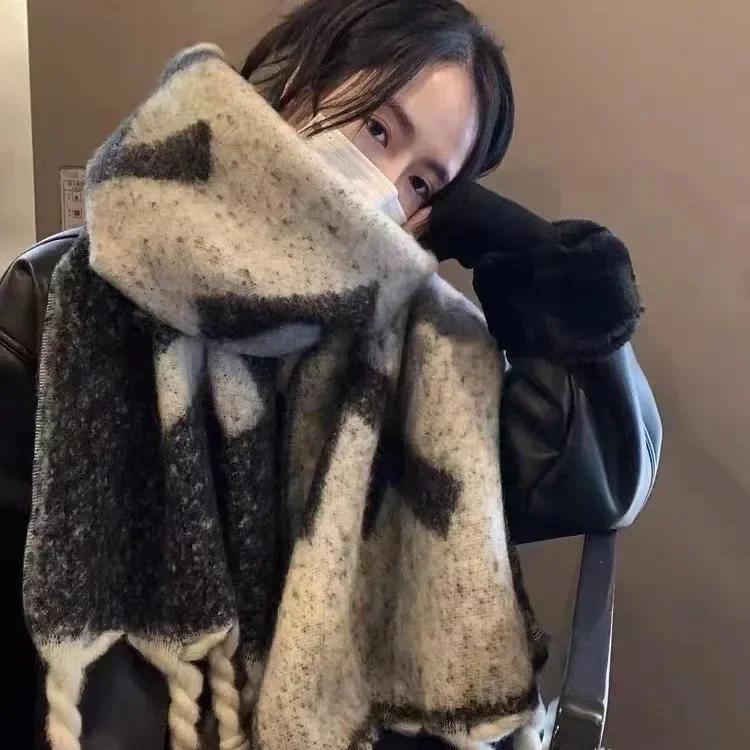 Thickened Grey Cashmere Scarf Women'S Winter Warm Neck Warmer Couple'S Shoulder Shawl Trendy Home Accessories