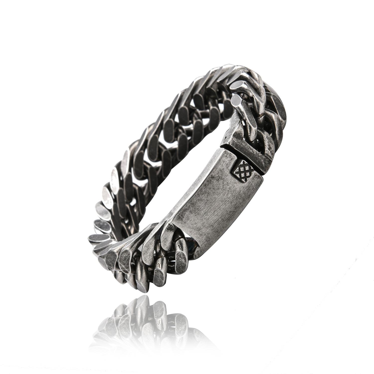 Stainless steel bracelet, retro double-woven four-sided grinding men s bracelet, titanium steel bracelet in stock.