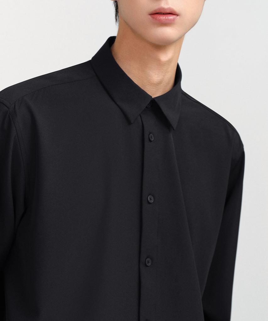 MUSINSA STANDARD Relaxed Fit Silky Shirt [Black]