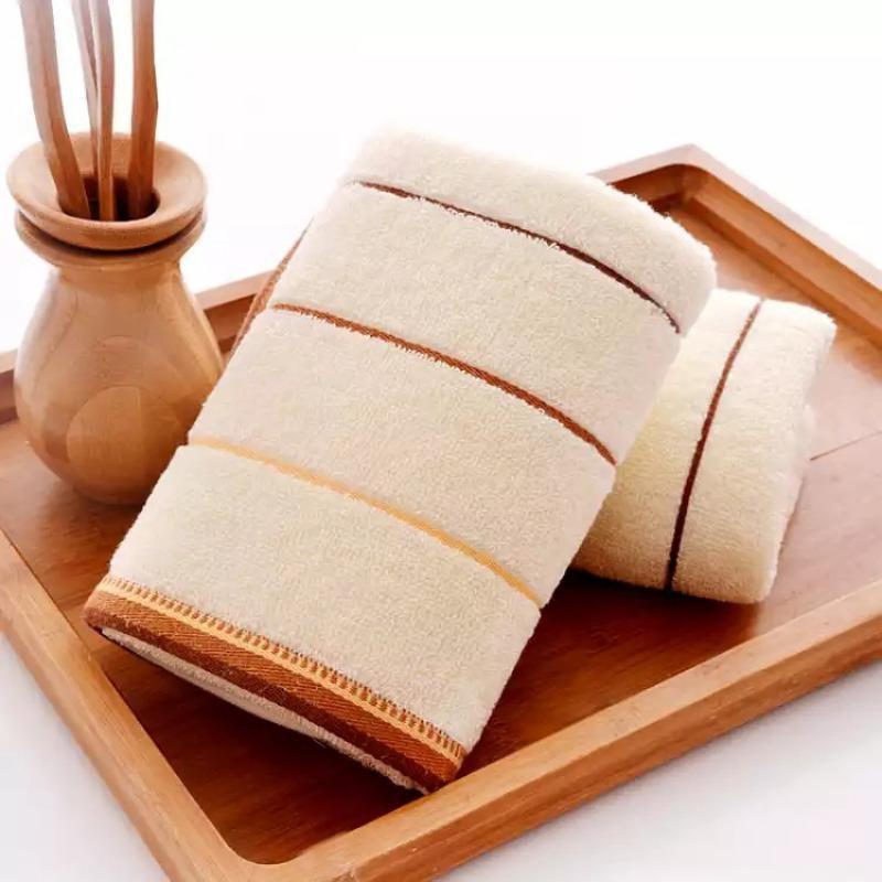 

Хлопковые полотенца мягкие и хорошо впитывают влагу. Взрослые бытовые полотенца для лица и утолщенные полотенца 33*73cm слоновая кость