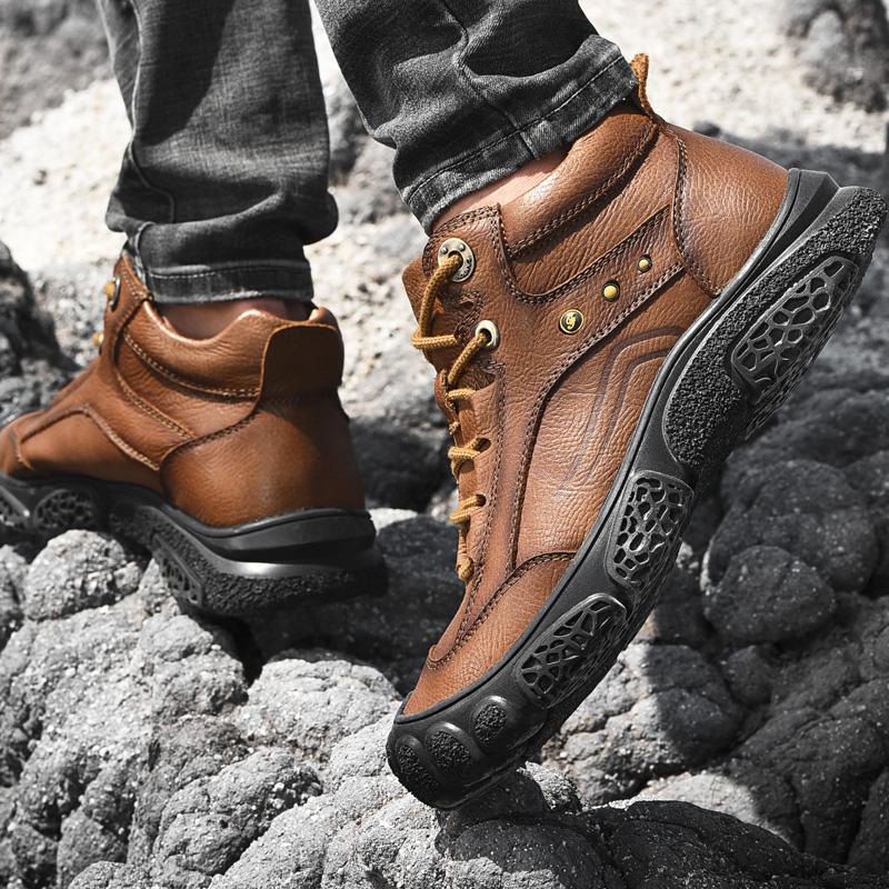 Fashion Golden Sapling Outdoor Men's Boots Genuine Leather Winter Shoes for Men Classics Mountain Trekking Footwear Tactical Ankle Boot