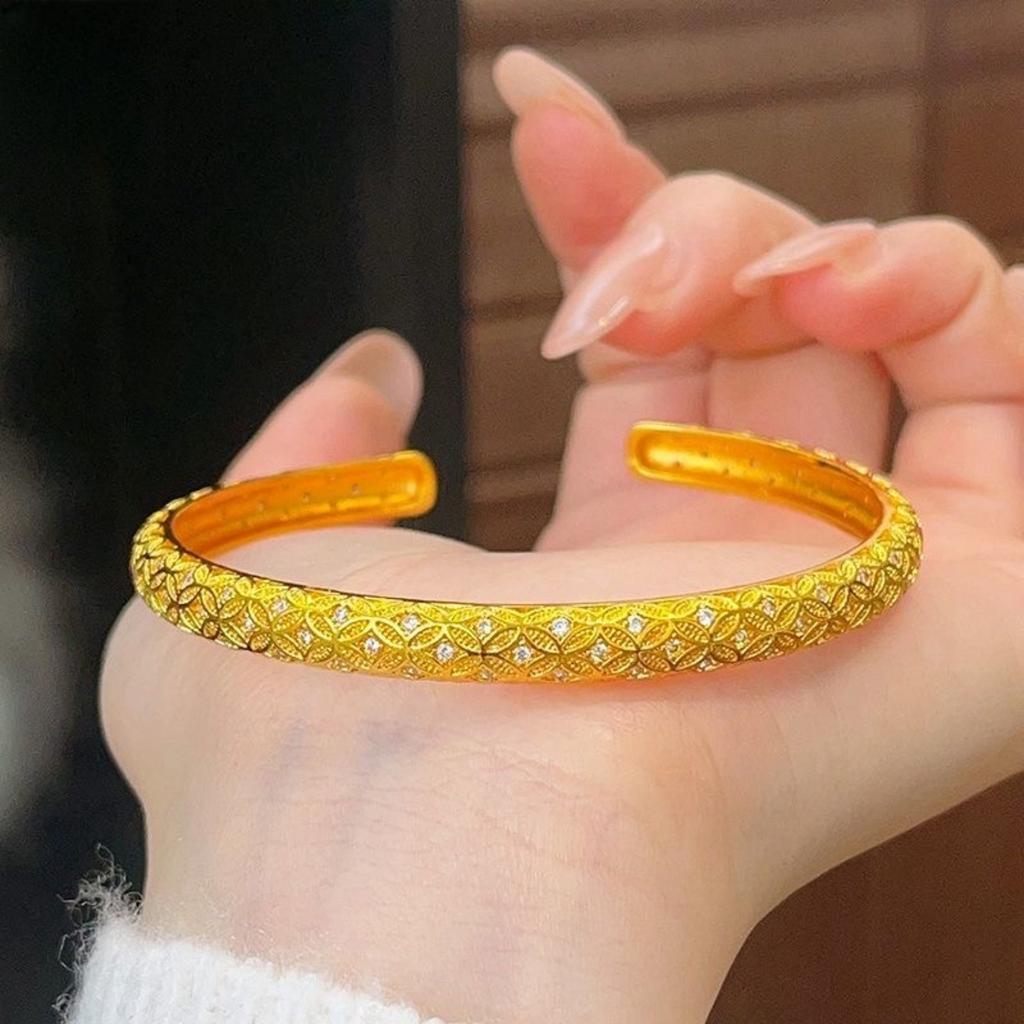Huang Xin Jewelry Alluvial Gold Full Diamond Coin Open Bracelet