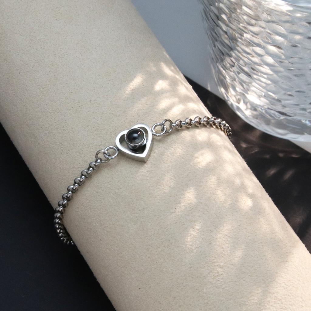 Silver/Gold Color Projection Photo Heart Bracelet with Stainless steel a chain Heart Bracelet Bangle Jewelry for Men Women
