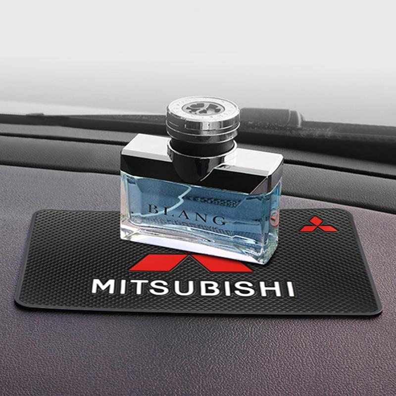 Für Mitsubishi ASX Lancer Ex Galant Grandi Ecolis Rennwagen Logo Rutschfeste Matte Auto Armaturenbrett Klebriges PVC Pad Zubehör