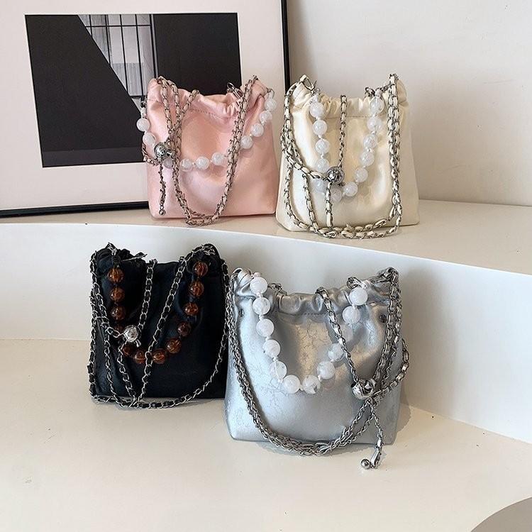 IELGY Exquisite and Fashionable Handbag, Foreign Style Solid Color Versatile Shoulder High Texture Simple Trend Messenger Bag