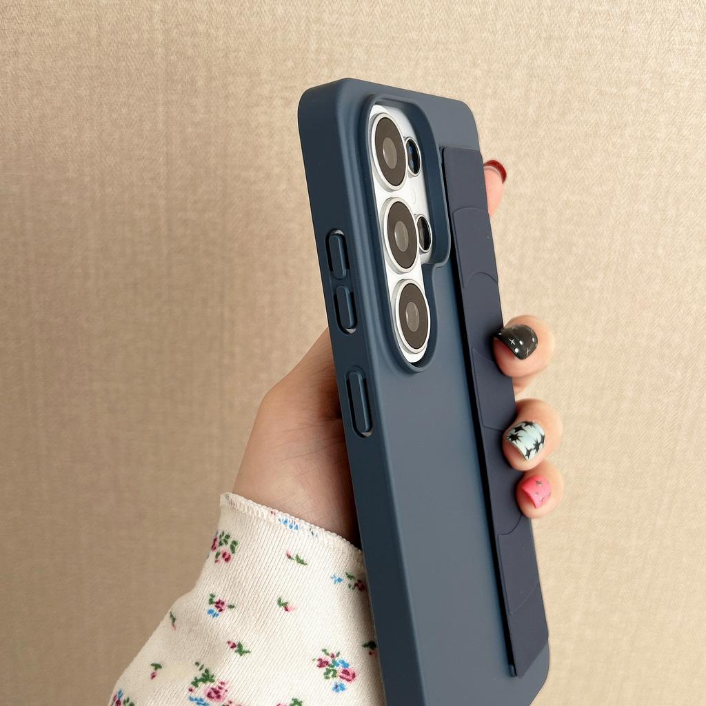 Luxury Silicone Elastic Wrist Strap Phone Case For Samsung S26 S25 Edge S24 S23 Ultra Plus Shockproof Matte Hard PC Back Cover