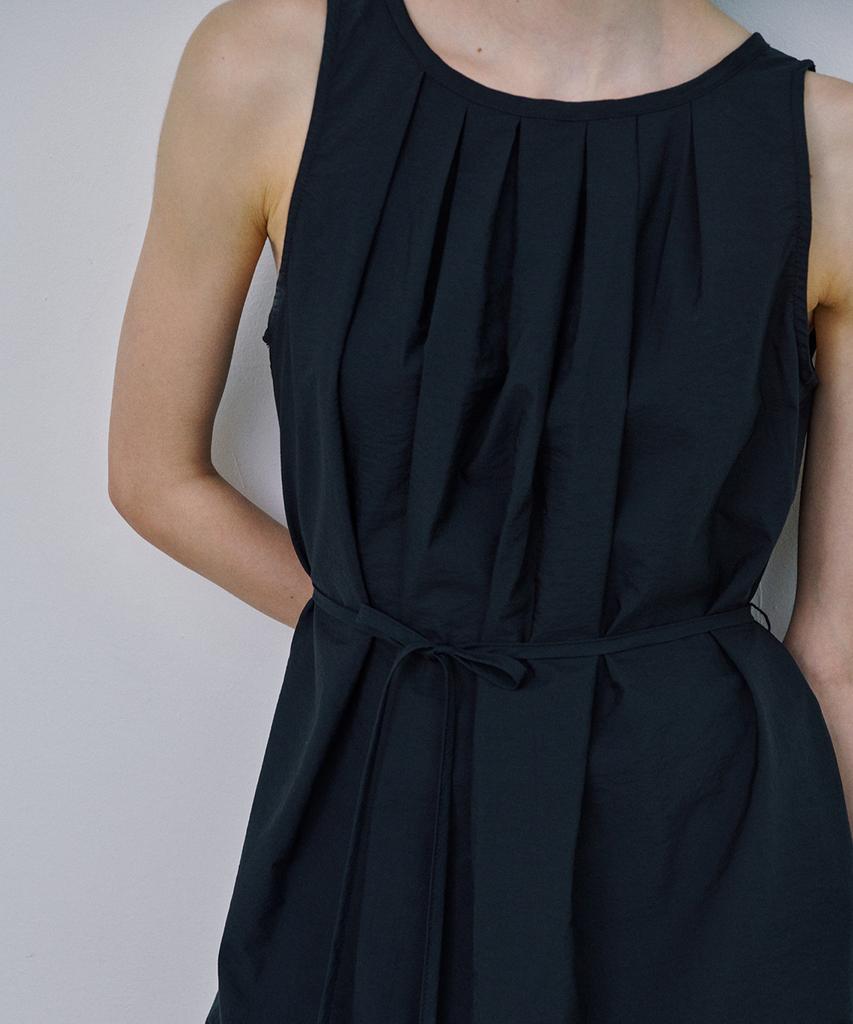 Marot Back Slit String Dress