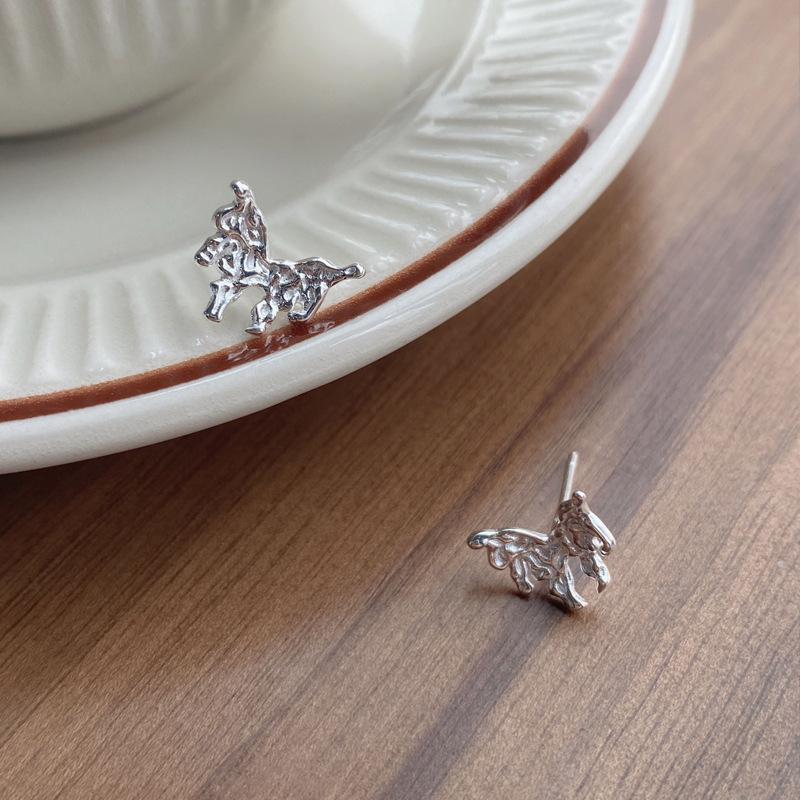 S999 Sterling Silver Butterfly Stud Earrings - Women's Simple, Stylish Design with High-End Feel, Comfort, and Care.