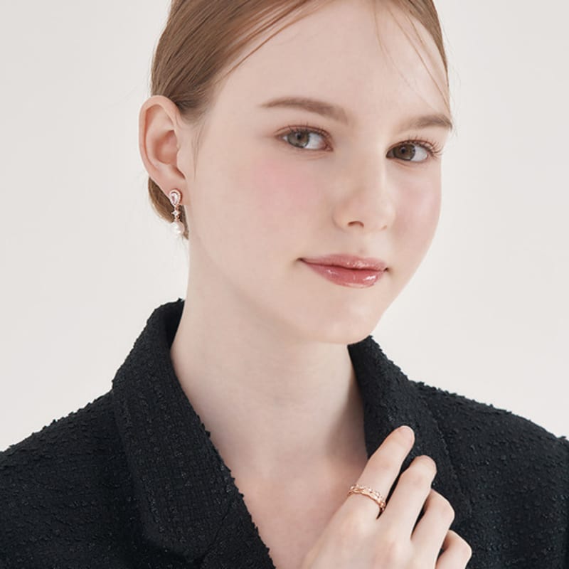 Cercei lungi cu perle fine în formă de picătură de apă, aur 14K, ELLE Jewelry ELGPEE556