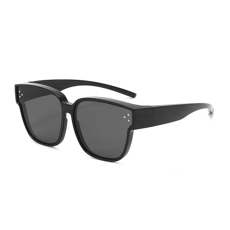 Polarisierte Aufsteck-Sonnenbrille für Kurzsichtigkeit - UV-Schutz, Großes Gestell für Männer & Frauen, Ideal zum Autofahren.