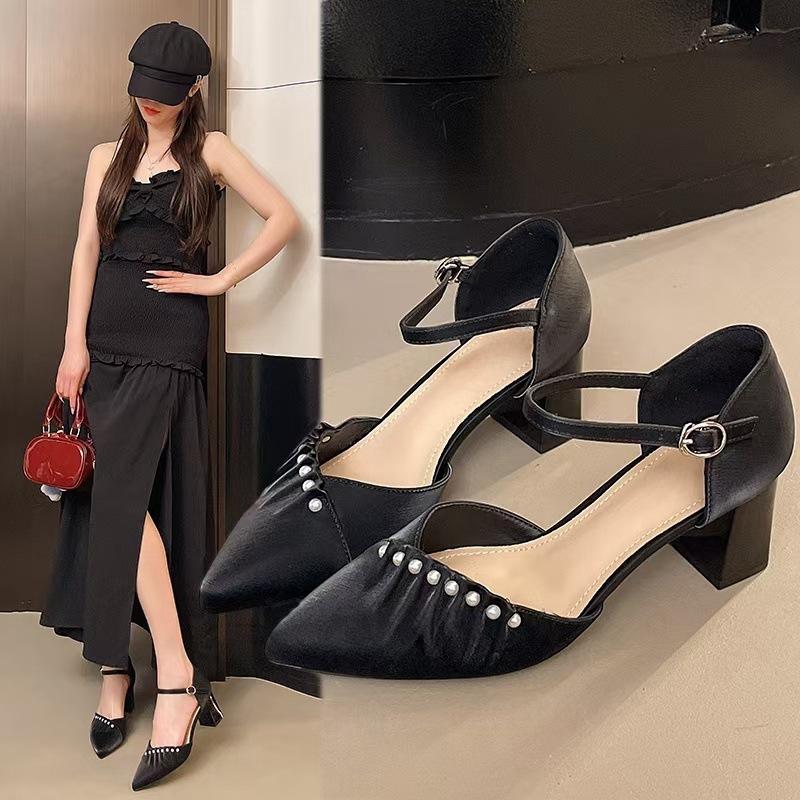 

Босоножки на высоком каблуке женские 2025 новые женские туфли летние толстые каблуки полые одинарные туфли женские юбки ципао 40 чёрный