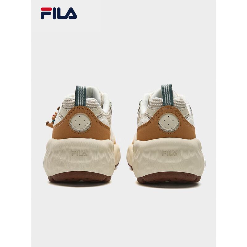 Fila Women's MUFFINXMAS Christmas Edition Dad Shoes