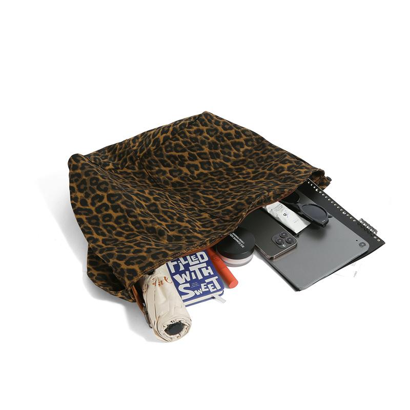 Vintage Leopard Print Tote Bag Women's Lightweight Shoulder Bag Large Capacity Underarm Bag