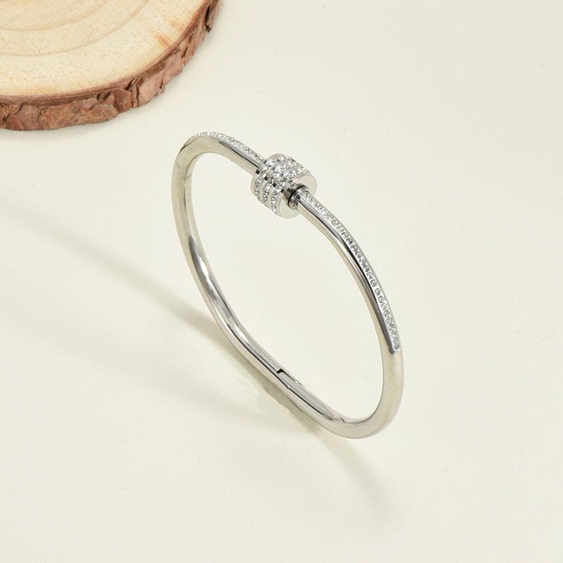 Patterned Wristband with a Vintage Fragrance Small Waist Bracelet K Rose Bracelet Couple Style Jewelry