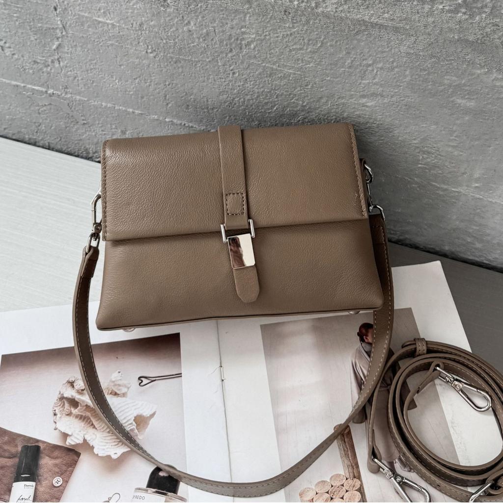 Cowhide Natural Drop Pattern Women's Bag, One Shoulder Crossbody Women's Bag, Fashionable and Good-looking
