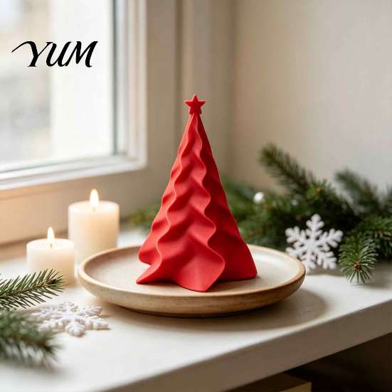 Small Christmas Gift for Friends 3D Printed Pleated Tree Ornament, Wavy Desktop Compact Seasonal Shelf Ornament Decoration with Star Topper