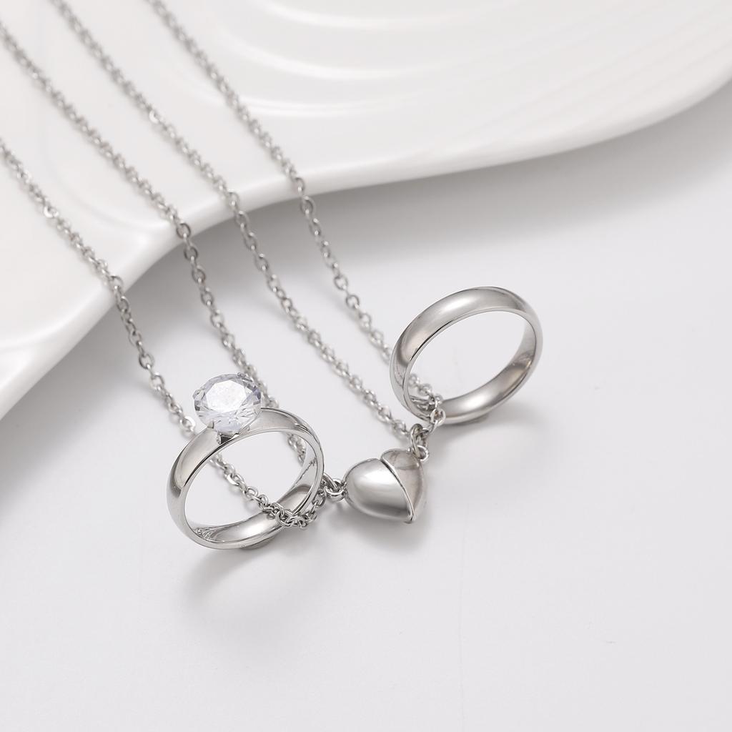 New INS Style Couple Ring Pendant Necklace Magnetic Attraction Heart Shape Charm Zinc Alloy Color Neckchain Valentine's Day Gifts