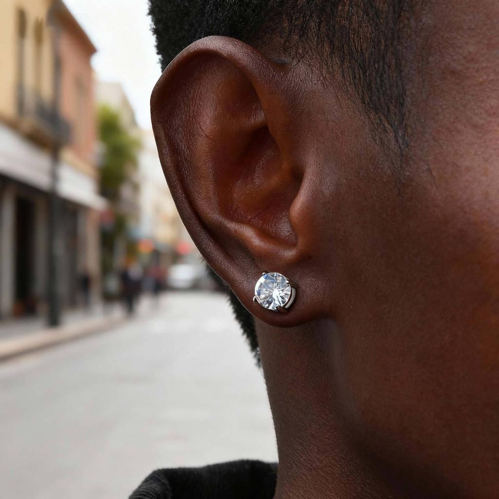 Hiphop Magnetic Ear Clip for Men Women,Crystal Zircon Metal Ear Clip,Non Perforated Ear Jewelry Gift