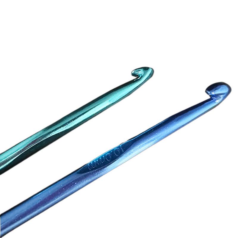 14-Piece Colored Aluminum Crochet Hook Set - Metal Hooks for Sweater & Scarf Knitting