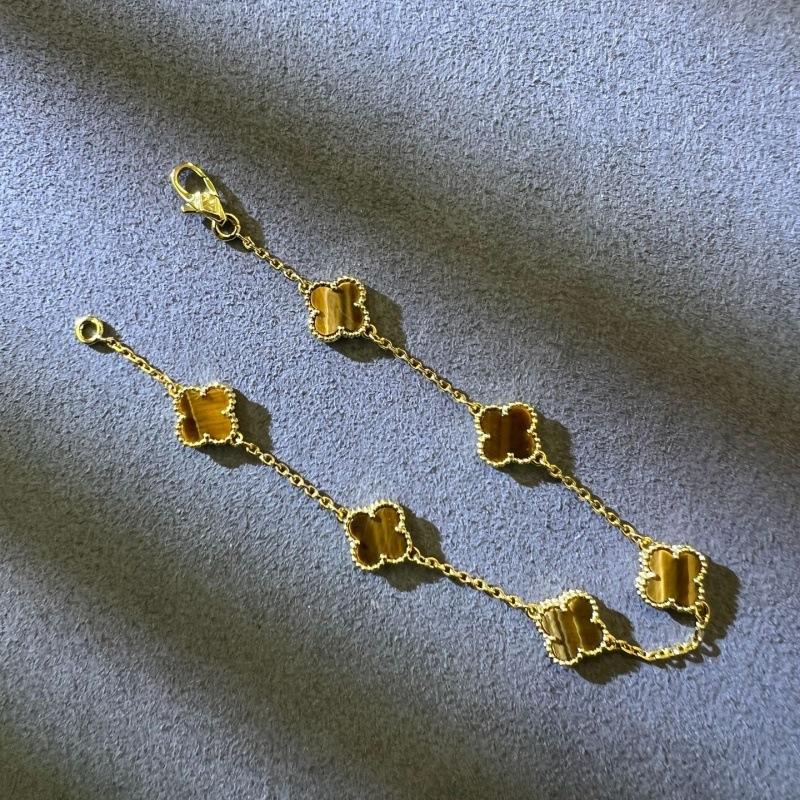 Boutique Vierblättriges Kleeblatt Mini 9mm Sechs Blumen Armband 18k Ins Mode Herren- und Damenarmbänder