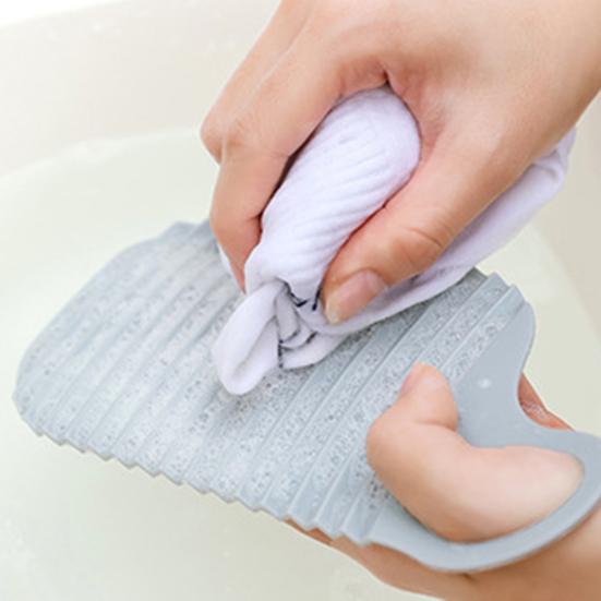 Laundry Board Cute Thicker Plastic Mini Hand Wash Scrubboard for Clothes