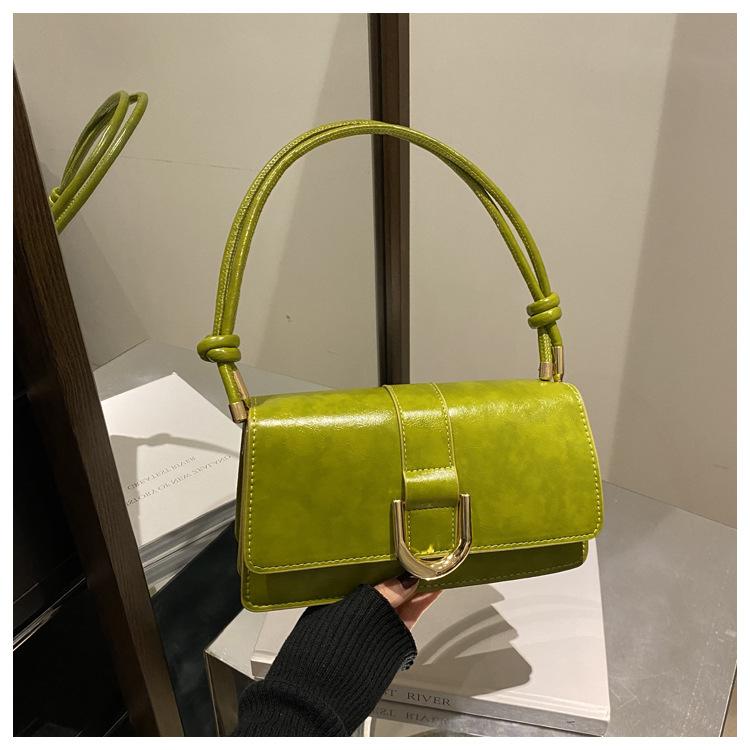 Women's small bags Fashion handbags Winter texture Foreign style messenger bags Commuter small square bags
