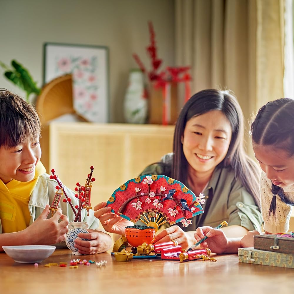 LEGO 80117 Lucky Toy Building Blocks for Boys and Girls Ages 9-11, Stylish Interior Decoration