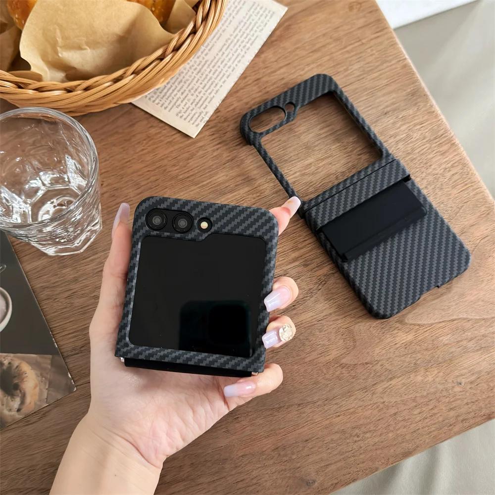 Flip 6 Carbon Fiber Plastic Phone Case for Samsung Galaxy Z Flip 6 5 4 3 Flip5 Flip4 Flip3 5G Hinge Protection Shockproof Cover