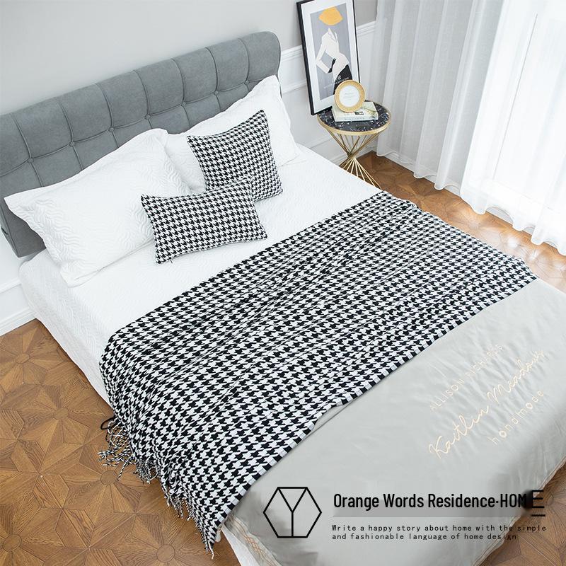 Black and White Houndstooth Bed Runner and Throw with Tassels