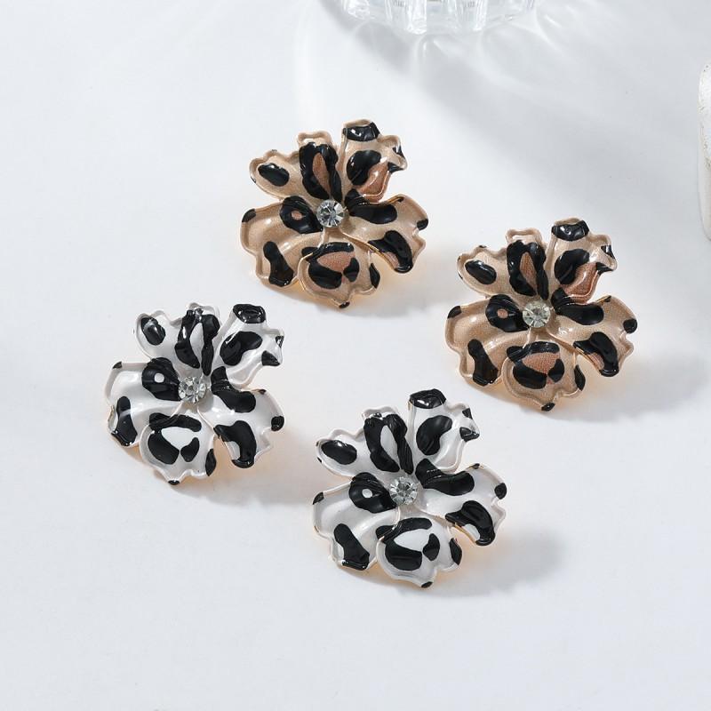 Elegant Floral Leopard Print Acrylic Earrings Women Vintage Style Statement Jewelry