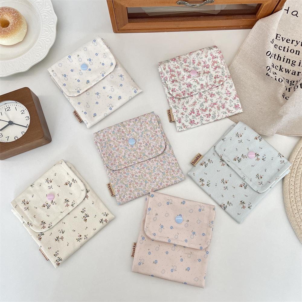 Mini Makeup Storage Bag Portable Lipstick Key Coin Organizer Pouch for Women Sanitary Napkins Bag