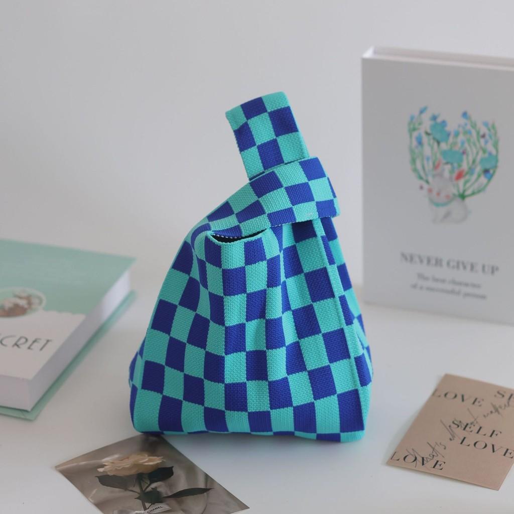 Trendy Knit Bucket Bag For Women Soft And Spacious Tote Bag With Eye-catching Patterns Ideal For Daily Wear And Gifts