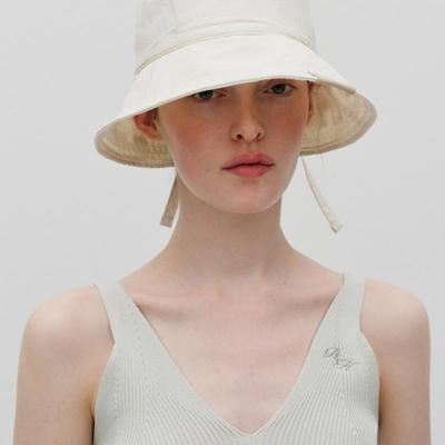 RE RHEE ADJUSTABLE STRAP BUCKET HAT IVORY