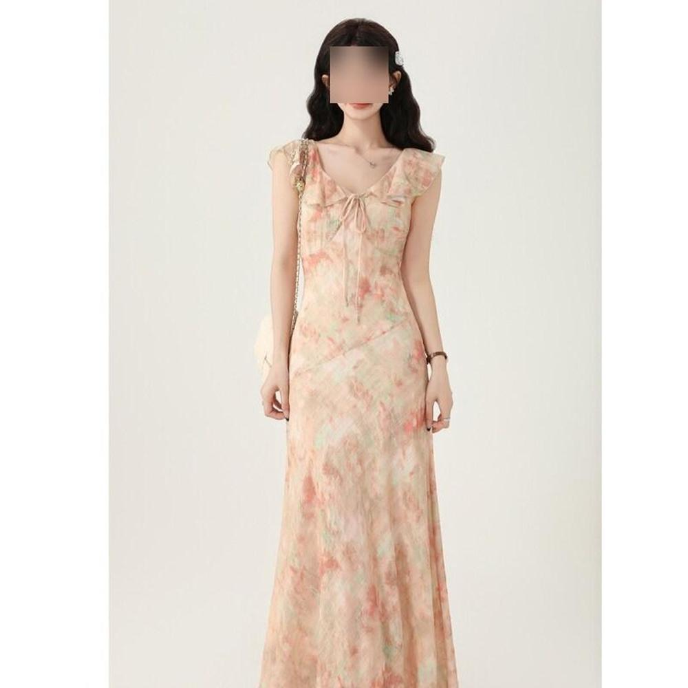 Huge good-looking, unique and beautiful waist pinched French floral dress for women's summer seaside vacation beach long skirt looking thin